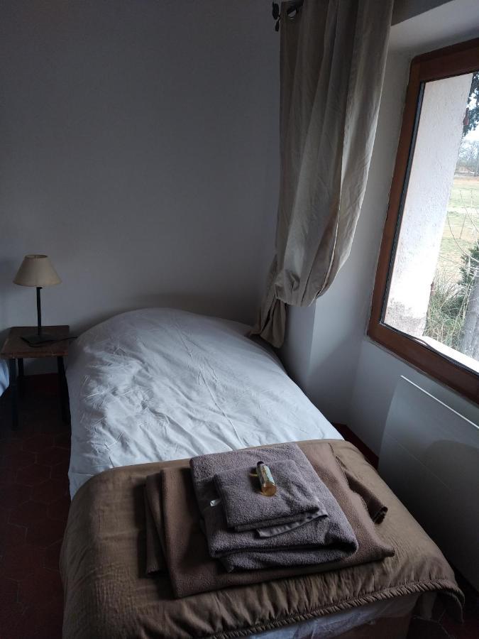 Maison Individuelle 5 Couchages Dans Ferme Equestreオープス エクステリア 写真
